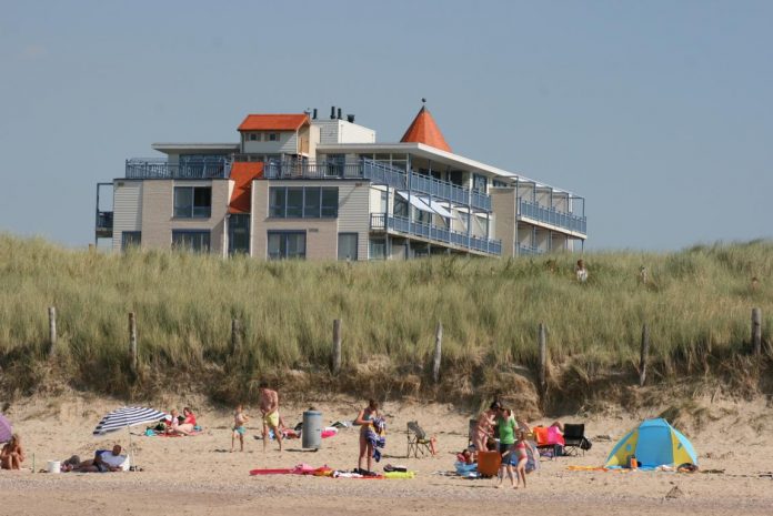 "Beach Hotel & Spa Noordzee" in Cadzand-Bad