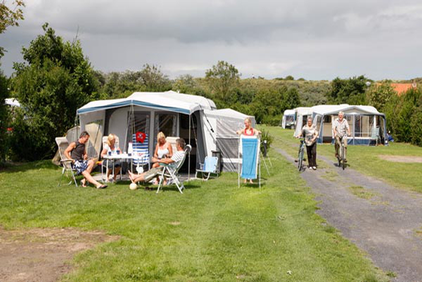 Camping mit Blick auf die Polder bei Cadzand-Bad: "Molecaten Park Hoogduin"