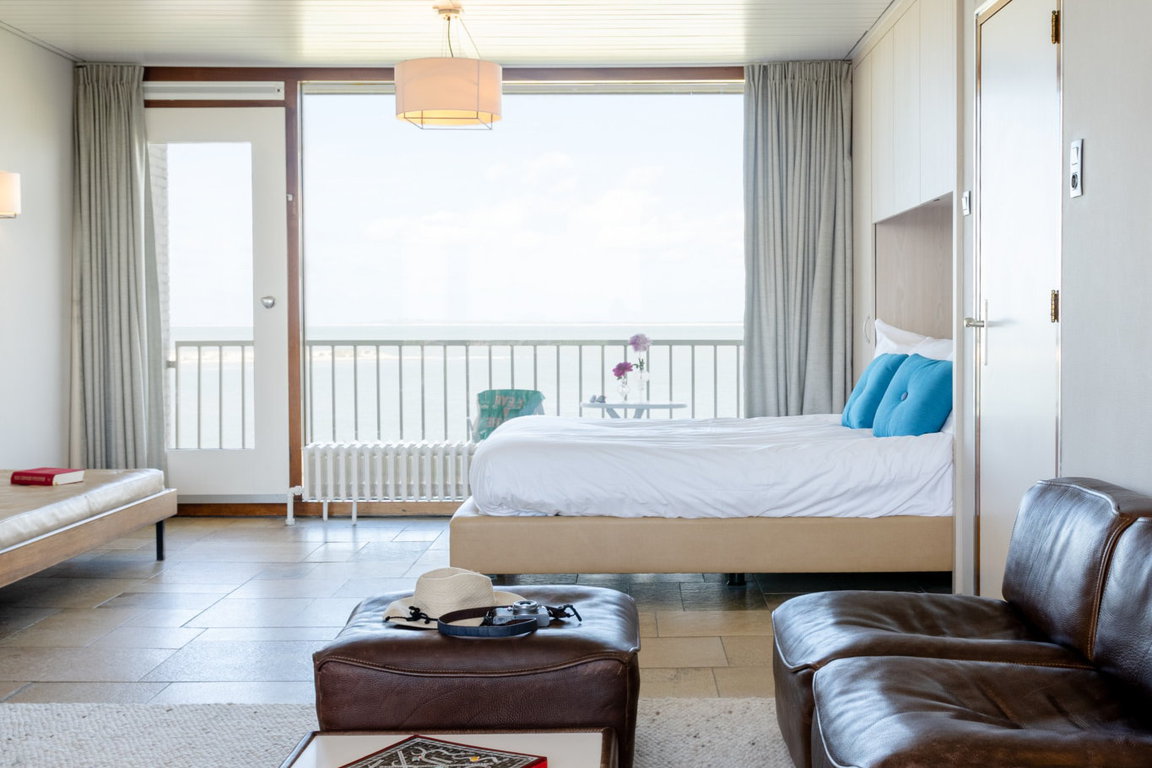 Breskens: Hotel de Milliano Salon Zimmer